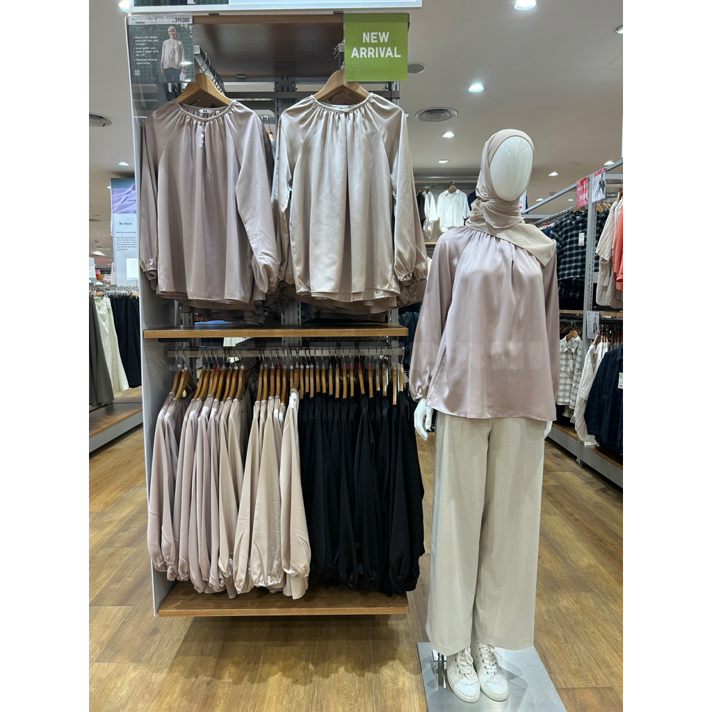 Blus Satin Gathered Lengan Panjang WOMEN UNIQLO