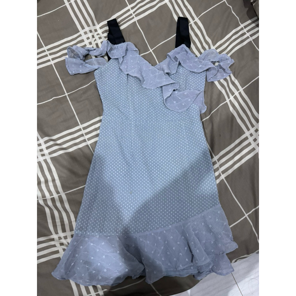 MANTAN Mini Dress Biru Sabrina Cute Ruffle V Neck Furing Size S China Brand