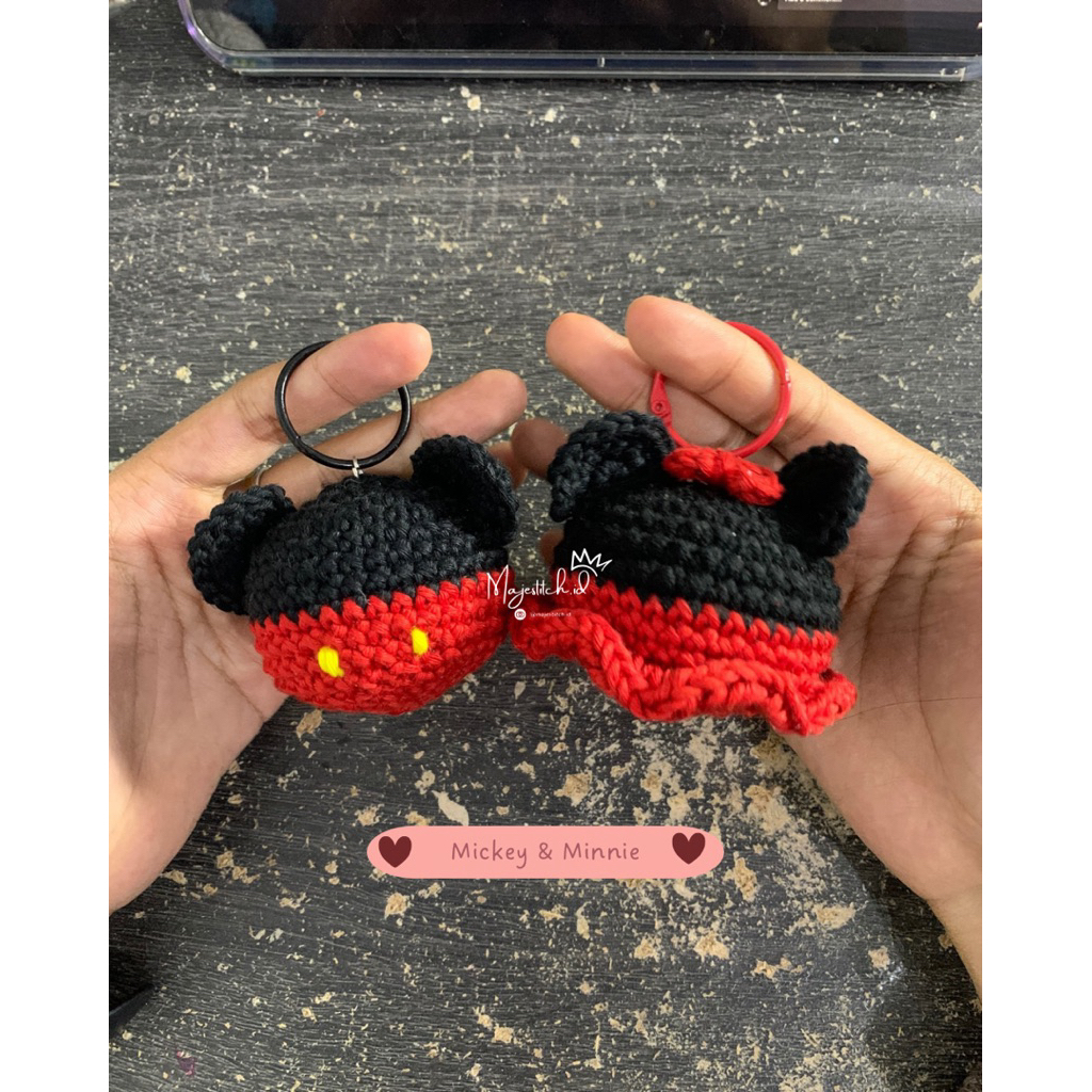 [MAJESTITCH.ID] Amigurumi Keychain Disney Couple Mickey & Minnie Mouse