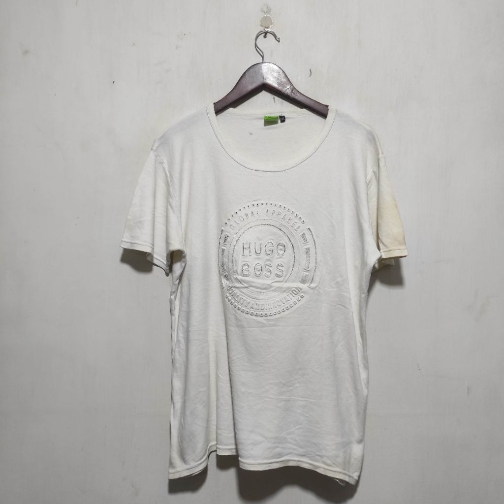 Kaos putih Hugo Bo$s size L