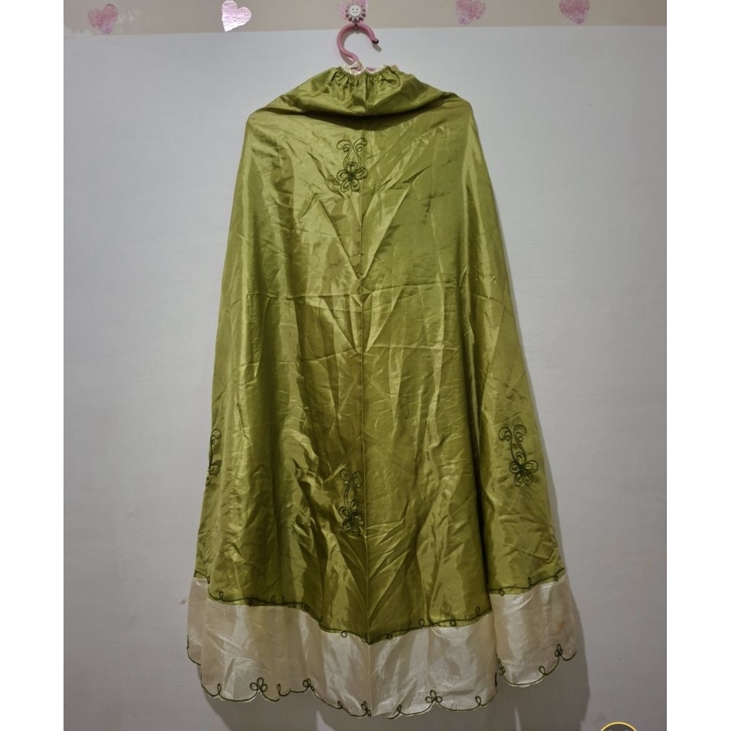 mukena set bahan parasut preloved