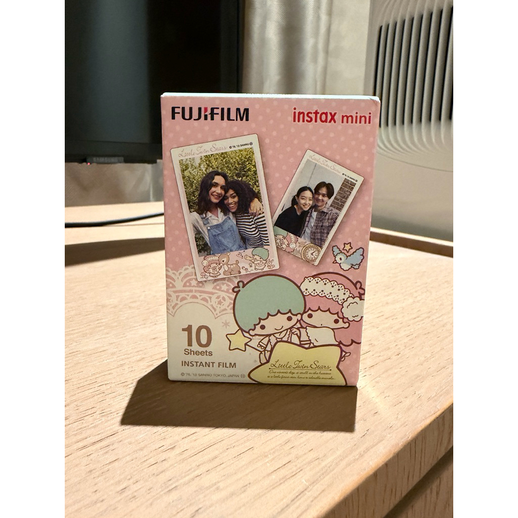LIMITED EDITION Fujifilm instax mini refill Sanrio Little Twin Stars