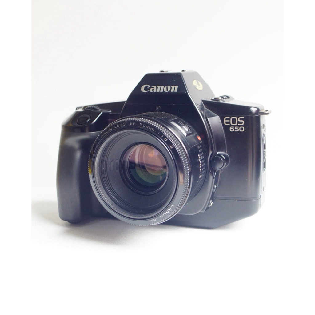 SLR Canon Eos 650 Analog Camera
