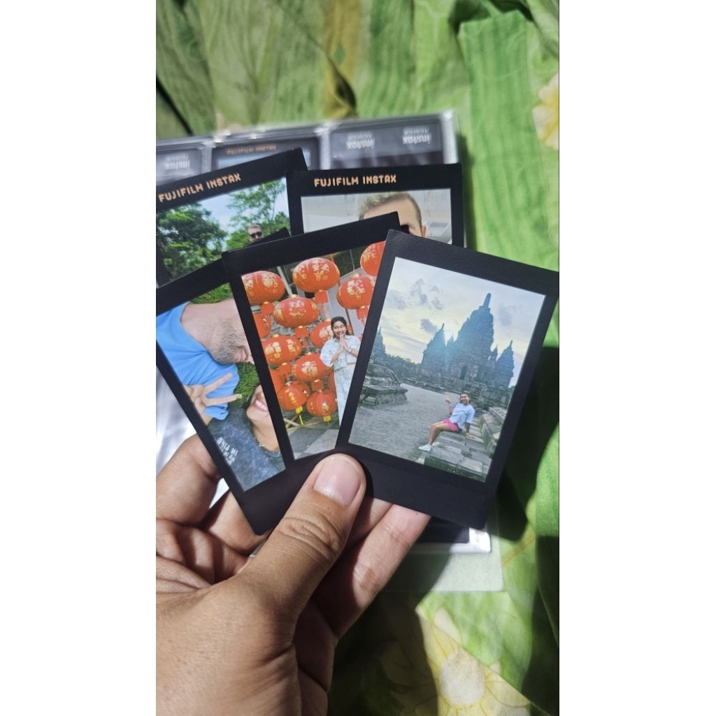 Cetak Foto Polaroid Instax asli hitam