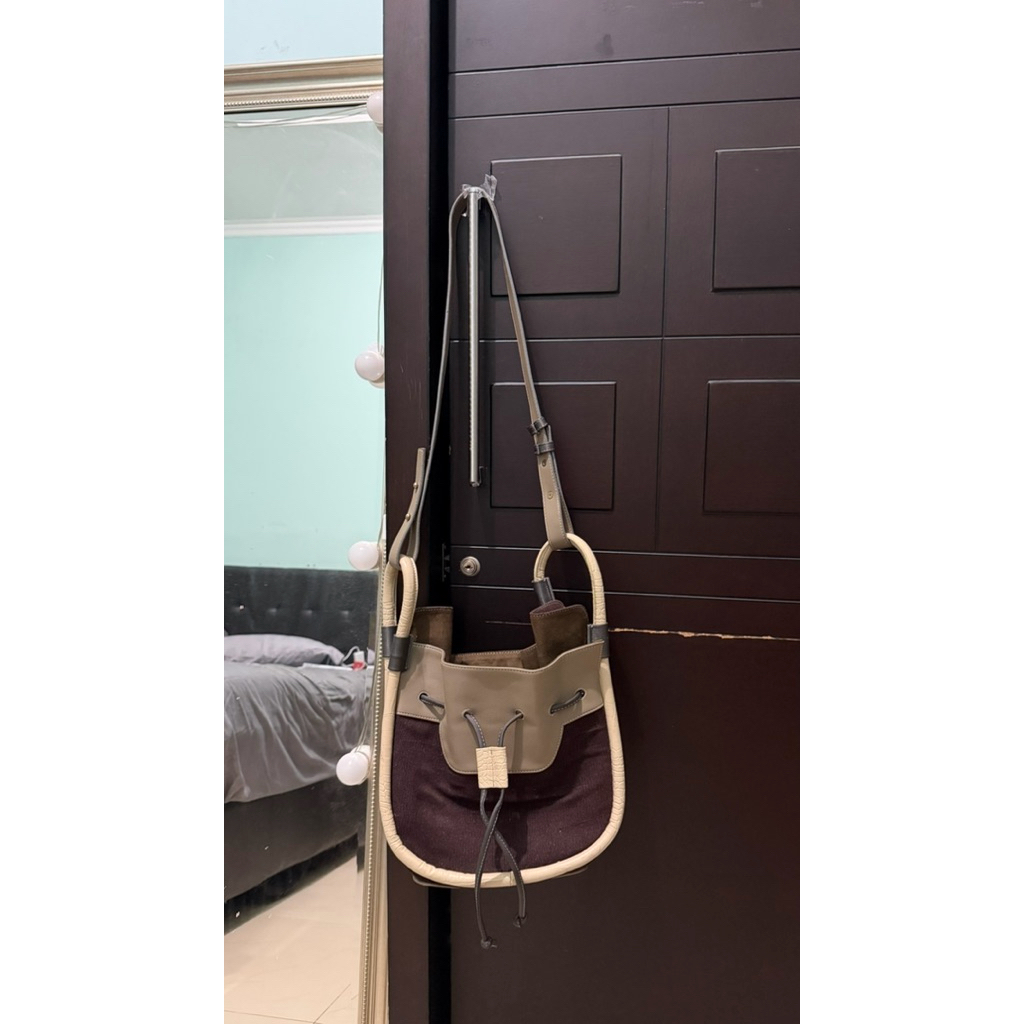 Preloved Josvli Bento Bag