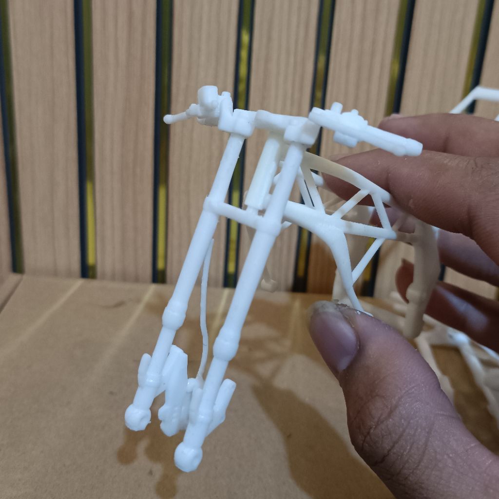 WXZ FACTORY miniatur shok depan cbr250rr moge sakala 1:12 3d print