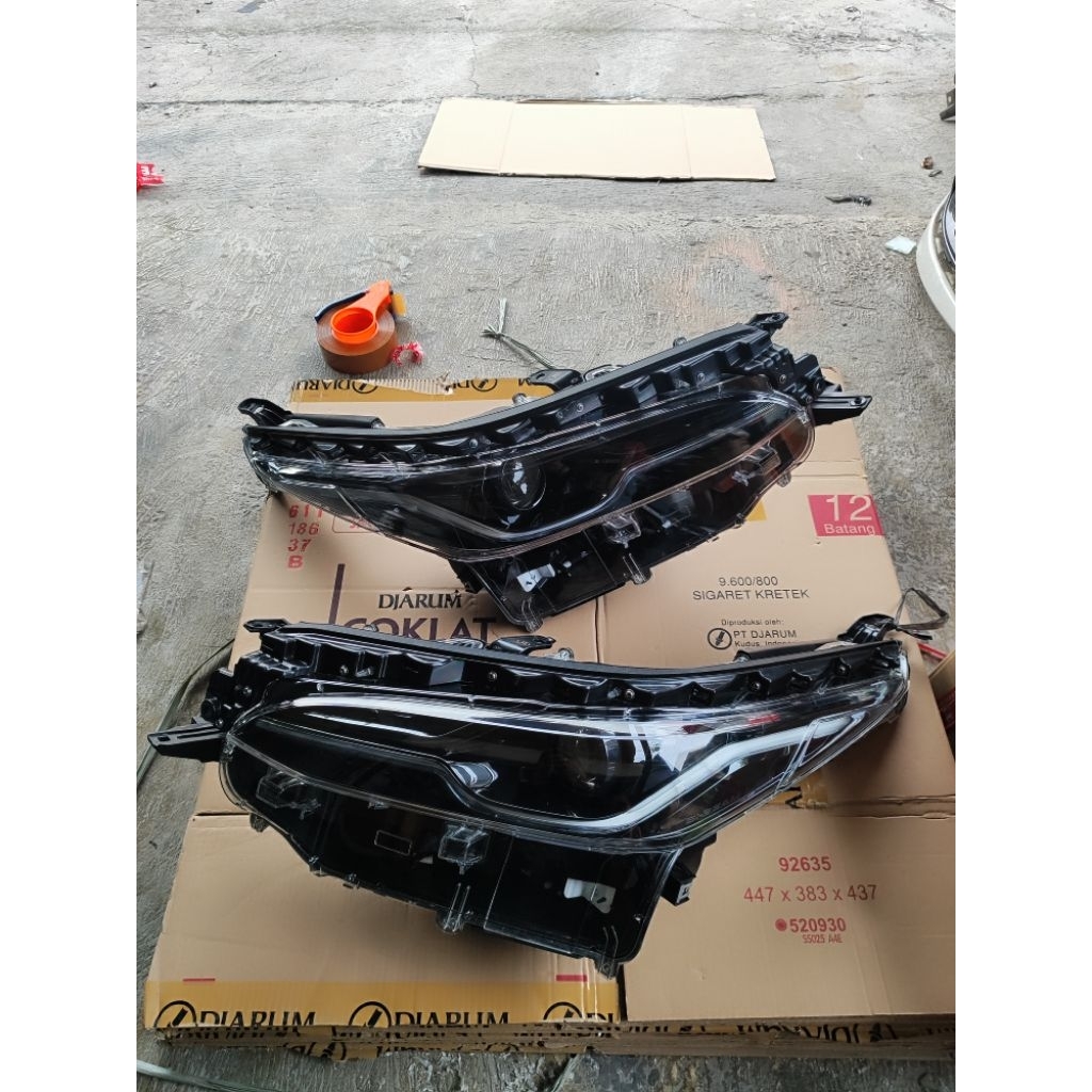 Headlamp Fortuner GR Original