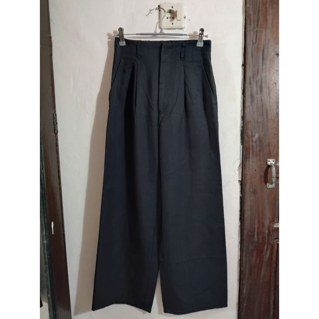 [GU] celana kerja kulot highwaist GU abu tua