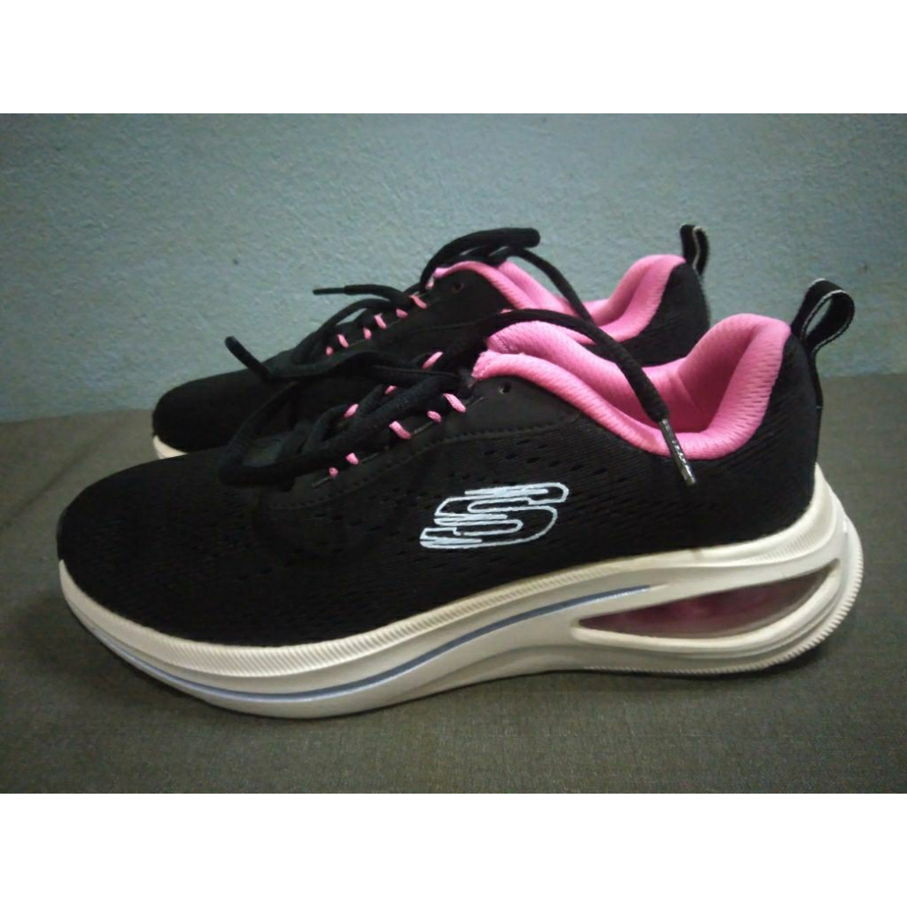 Skechers AIR-COOLED