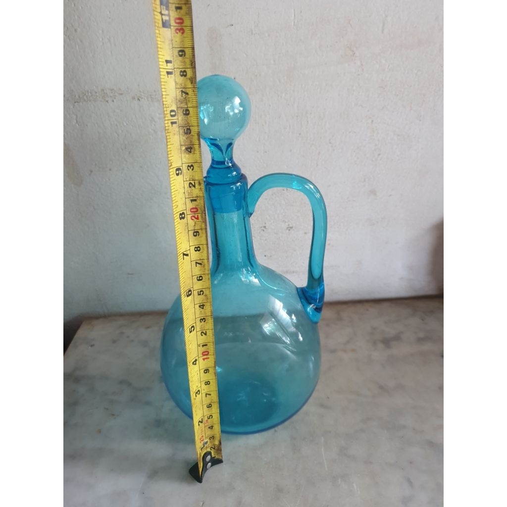 botol antik kristal warna biru