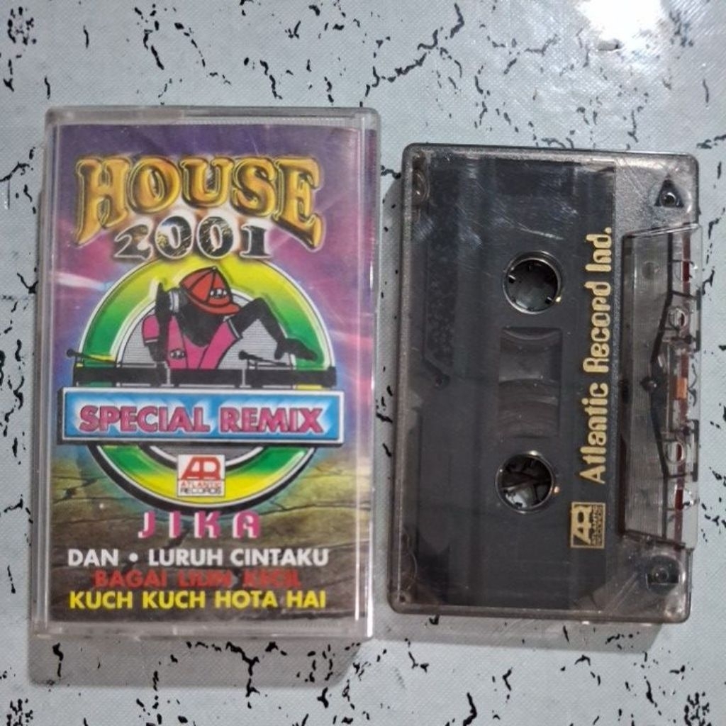 kaset pita jadul house 2001