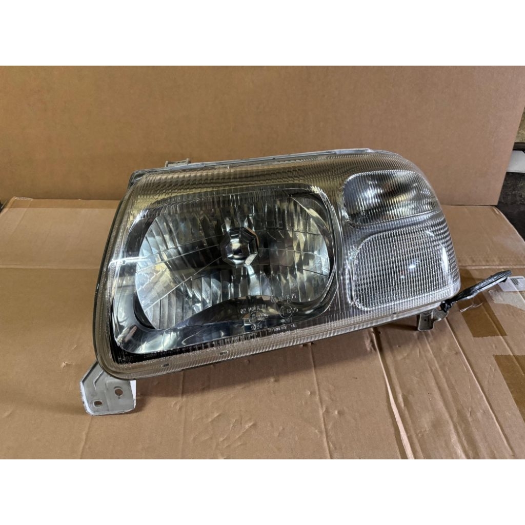 headlamp lampu depan suzuki escudo 1.6 2.0 original