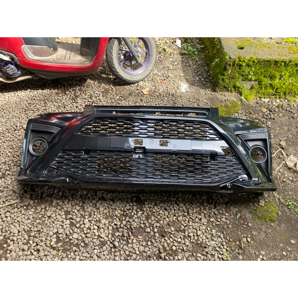 bemper coustem grand max pick up