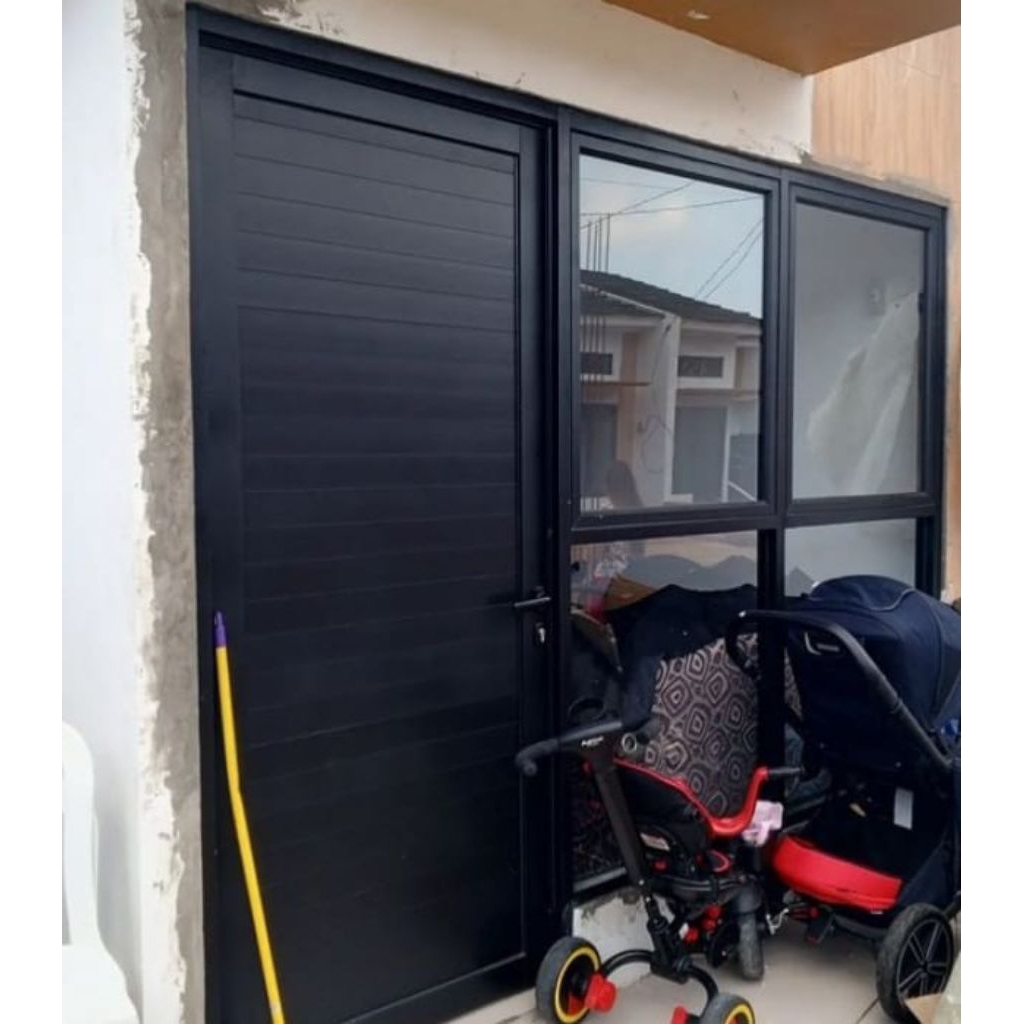 pintu spandrel aluminium