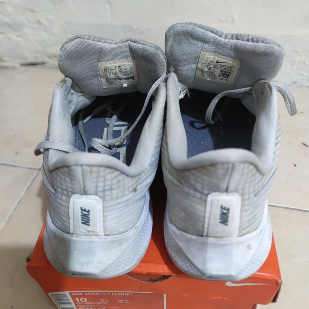 Nike Pegasus 39 - White Grey Fog - size 10, 44