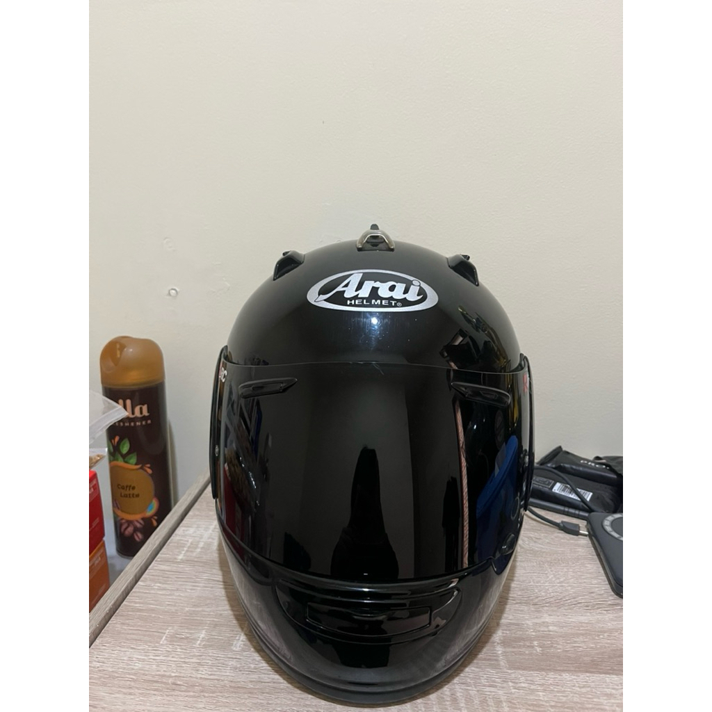 ARAI QUANTUM J BLACK GLOSSY