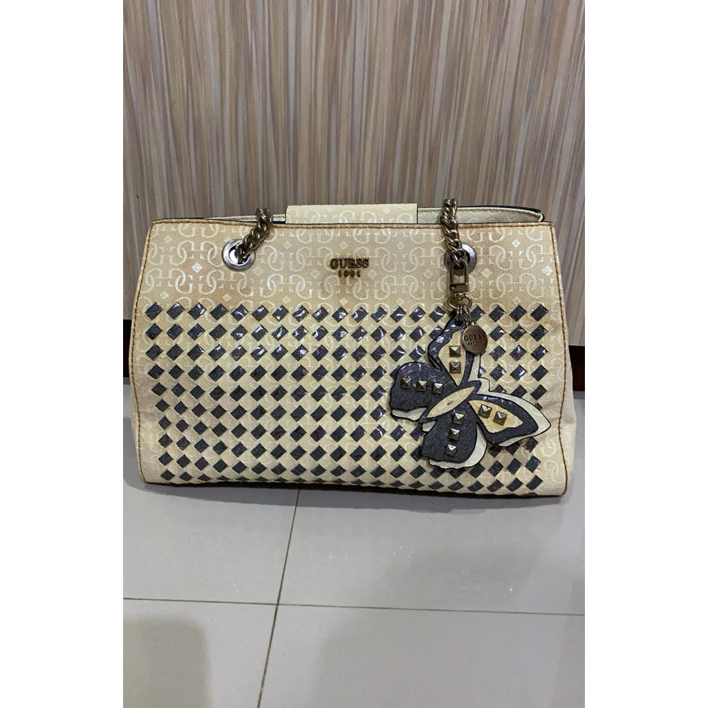 Tas merk guess ori priloved