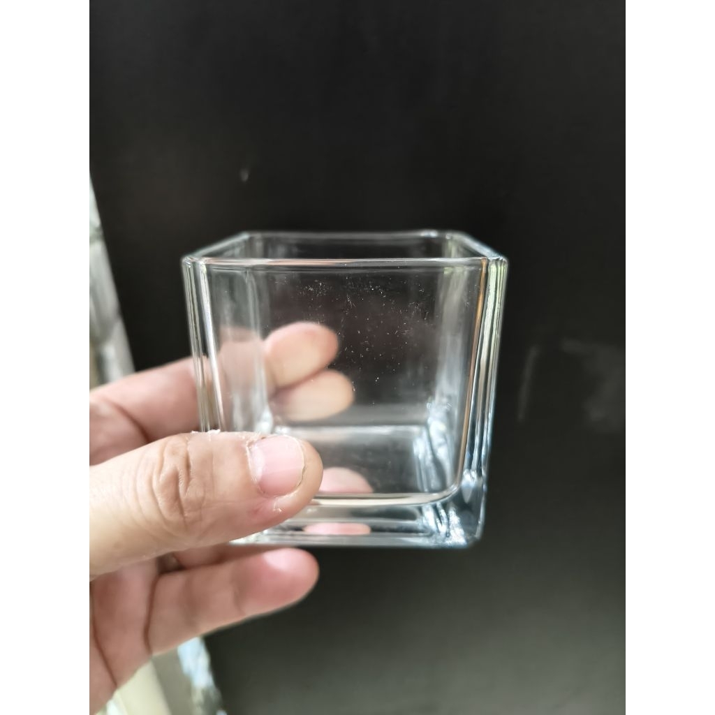 Tempat makan / wadah kaca tebal makan / minum hamster