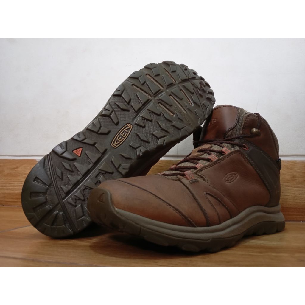 sepatu outdoor/hiking Keen Terradora 2 mid