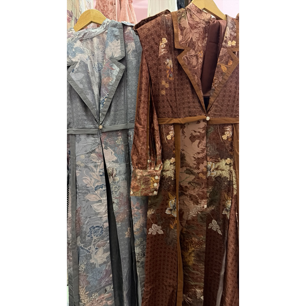 The Royal Heritage Outer Set