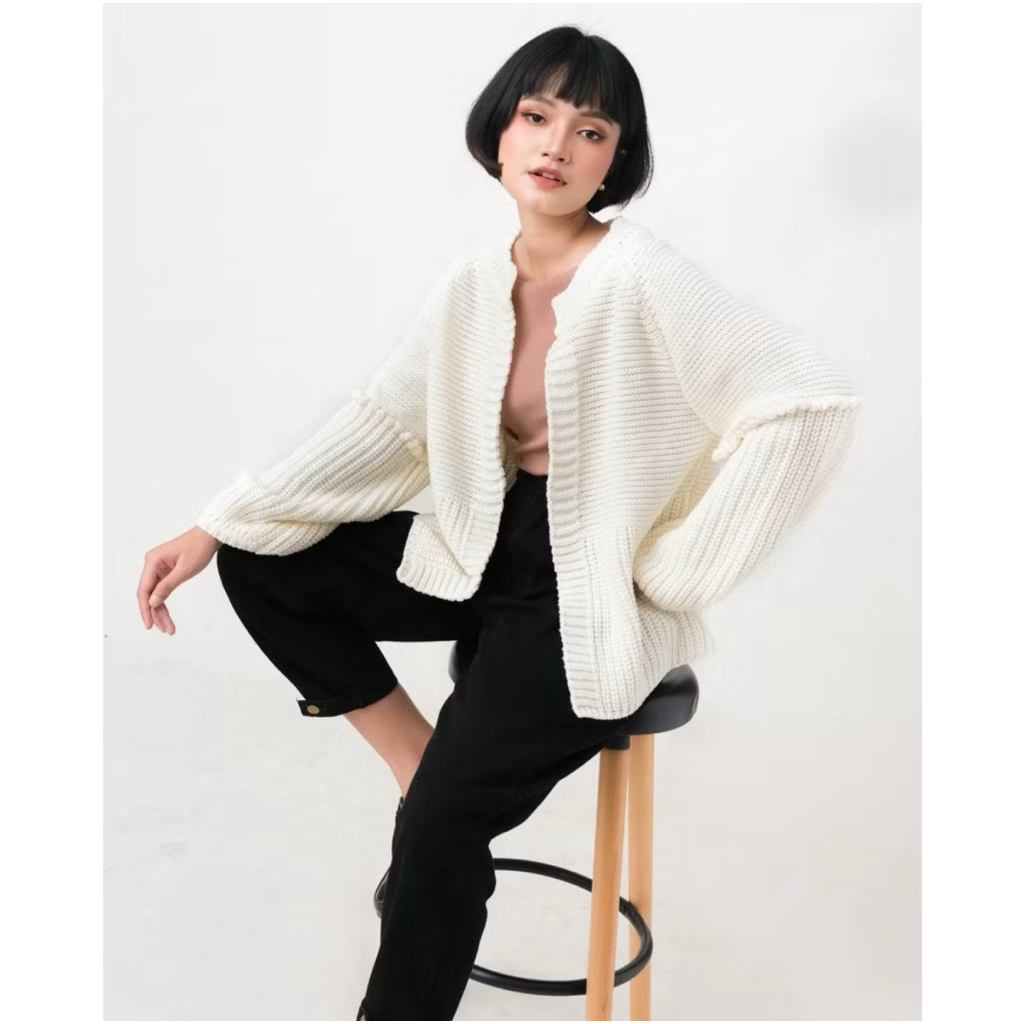 PRELOVED BUT NEW cardigan rubylicious broken white tebal halus