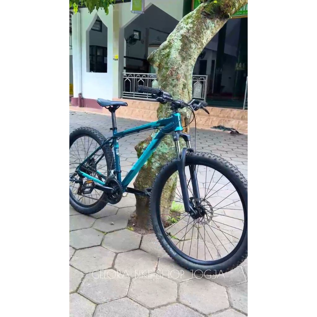 Polygon cascade 4 size M (sepeda bekas)