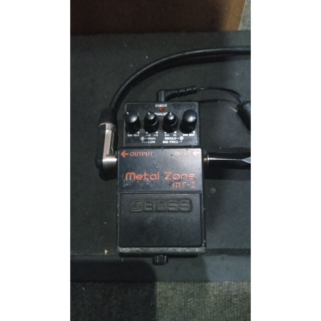 efek gitar metal zone komplit dusbok bekas