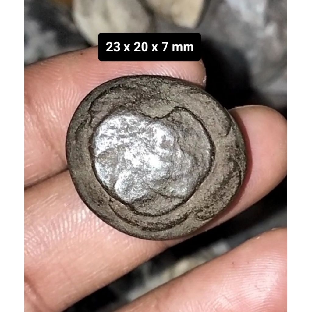 Batu badar besi pulosani natural, asli alam