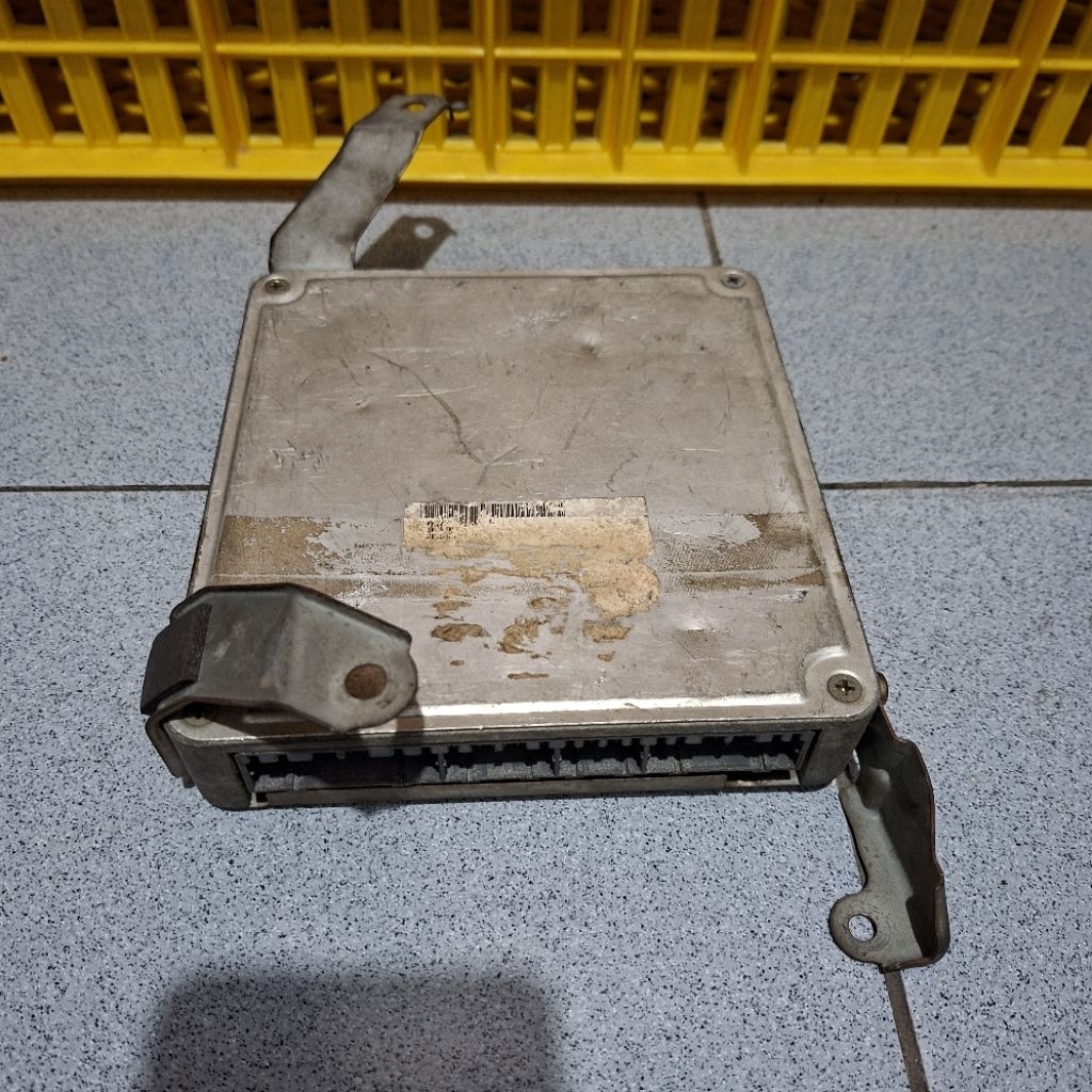 Ecu Komputer Computer Toyota Crown 2JZ-GE VVTI  89661-3A360 Asli
