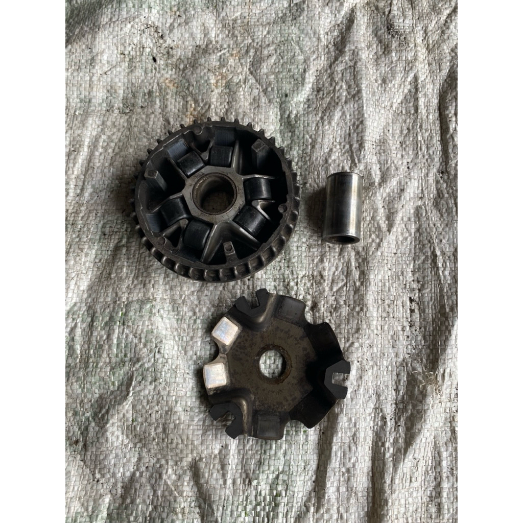 Pulley pully depan rumah roller set spacy karbu beat karbu/fi scoopy karbu original copotan