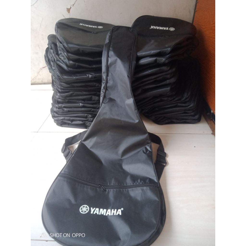 Tas gitar yamaha