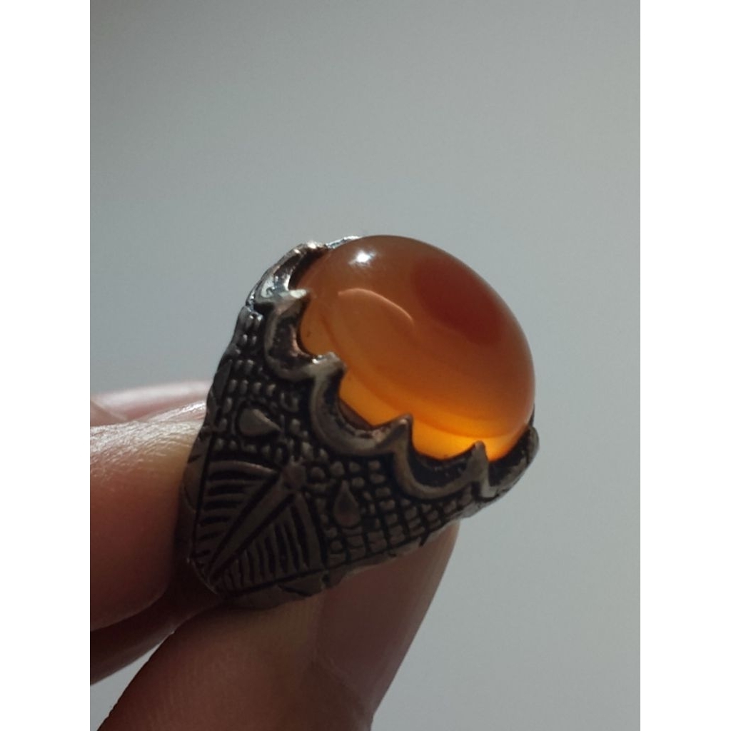 cincin batu puser bumi mata dewa matahari orange