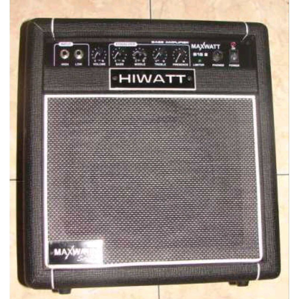 AMPLI BASS HIWATT B15  10 INCH
