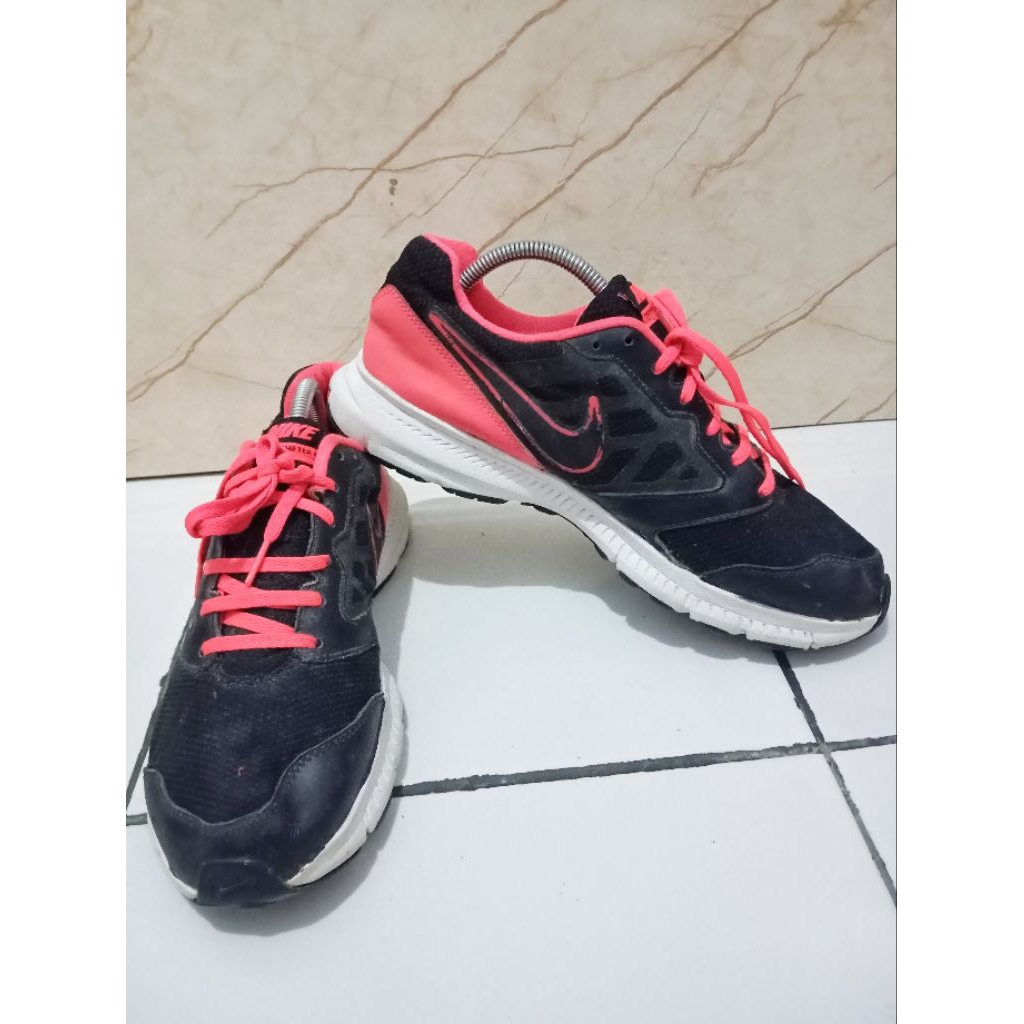 sepatu nike downshifter 6