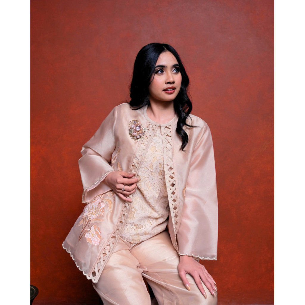 Oneset Sekar Laras by Olla OnEthnic | Wastra Nusantara | Outwere
