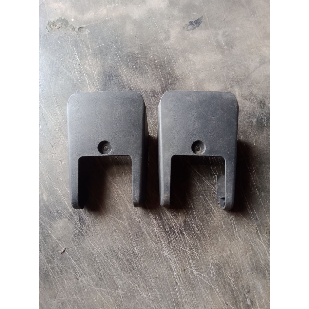 Cover Tutup Dop Kaki Jok Belakang Avanza Xenia Original Second