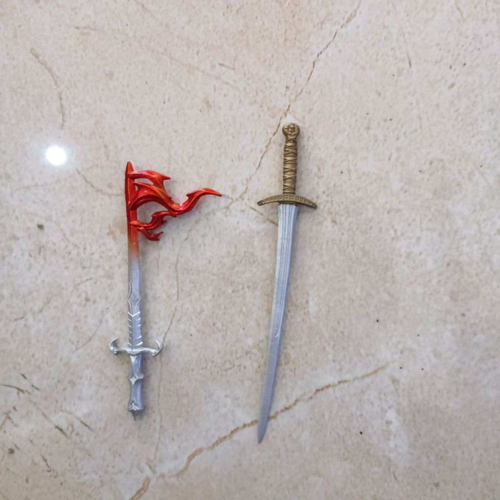 Pedang mcfarlane red hood robin batman senjata kitbash 1/12 1/10 sword mainan action figure