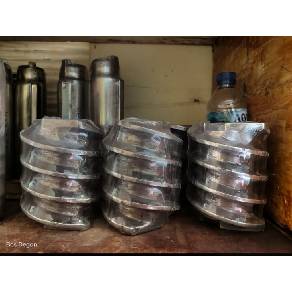 Ulir jalur 4 N70 baja