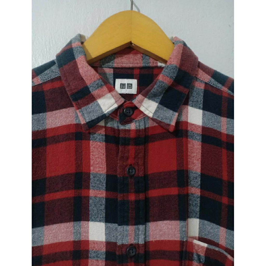 Kemeja Uniqlo flanel Size L