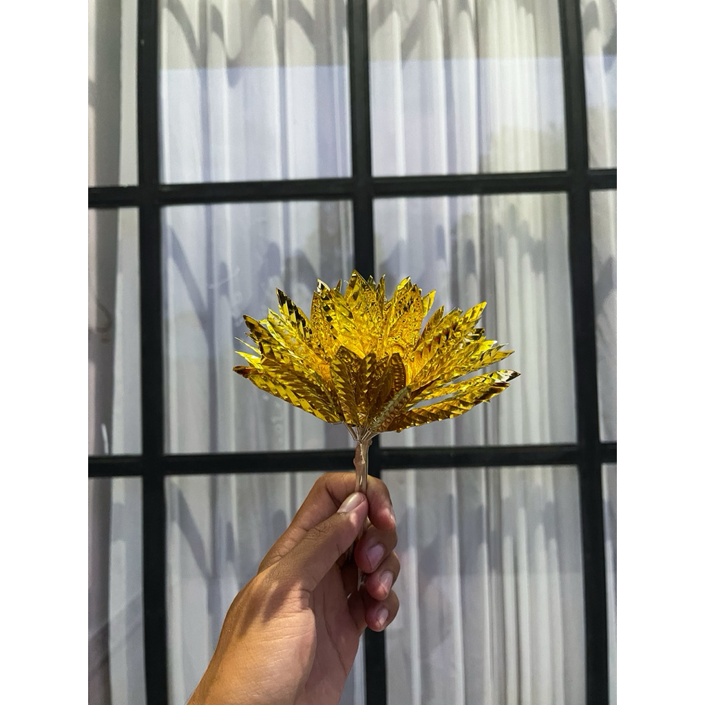 bunga cucuk sandat emas
