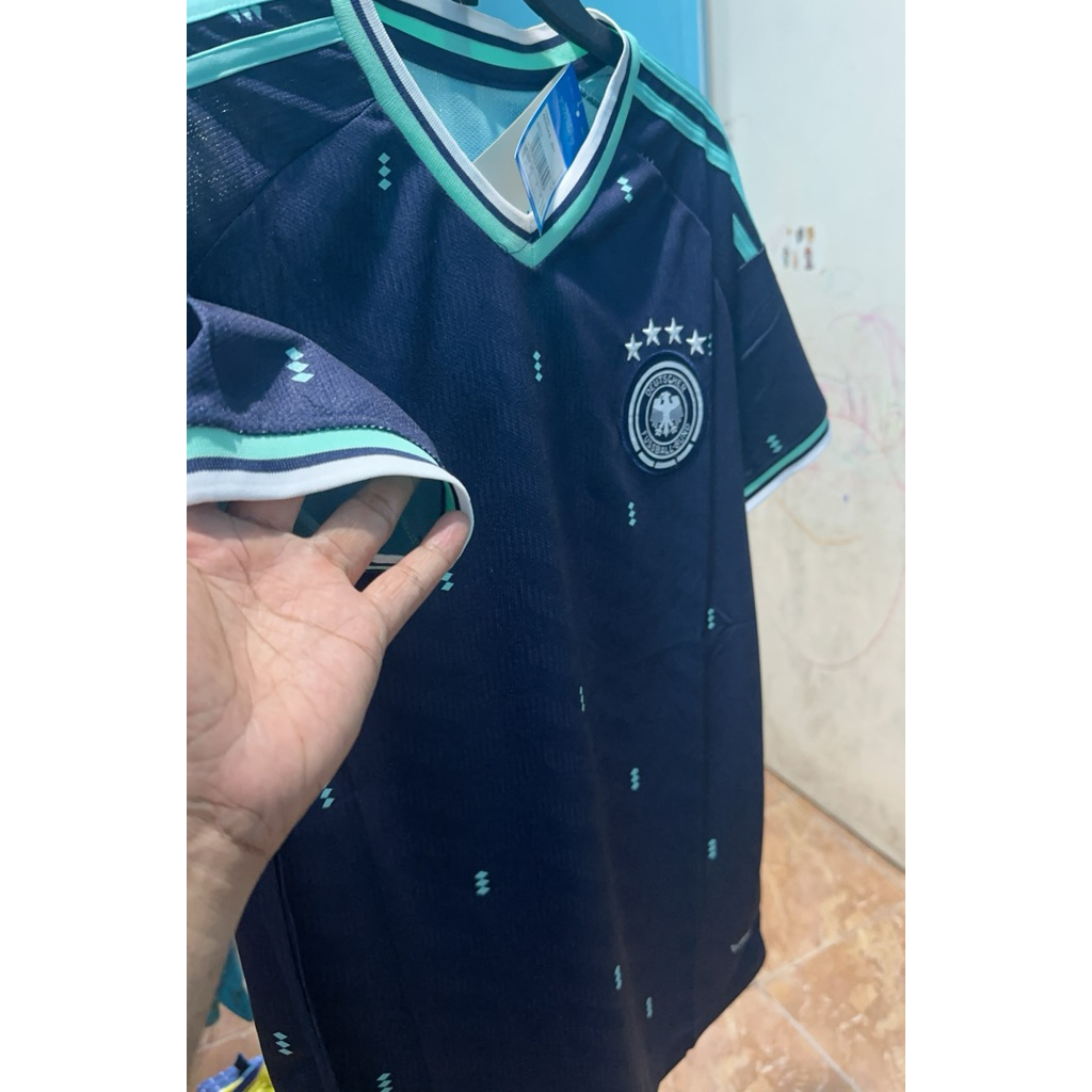 Baju bola Jerman Away pildun Go