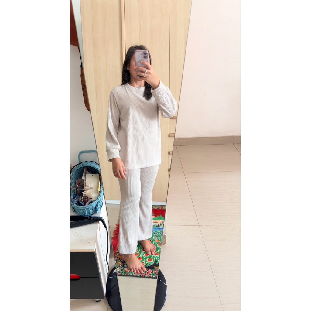 One set never been used