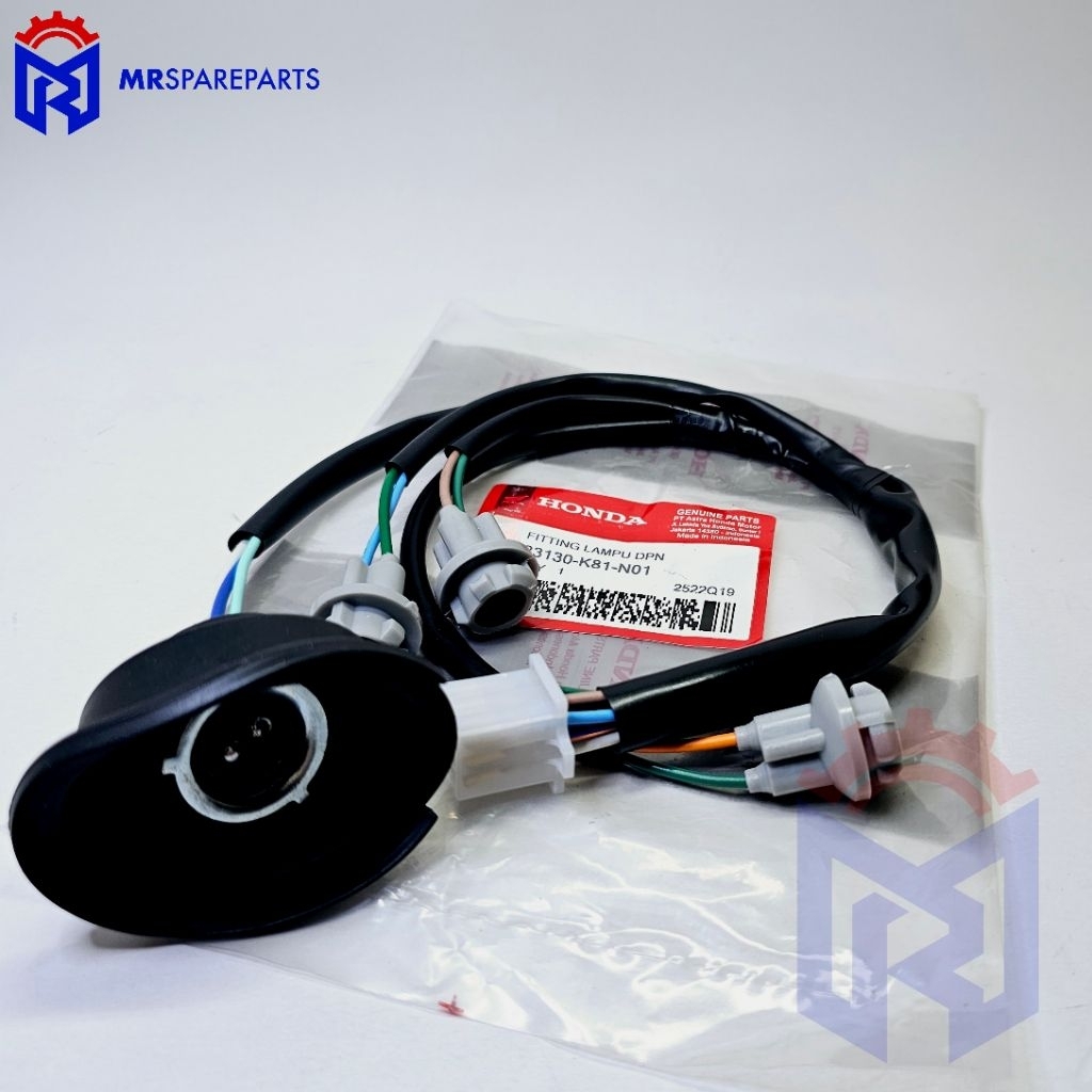 Fitting Socket Lampu Depan Assy Motor Beat Pop Esp Beat Street K81.