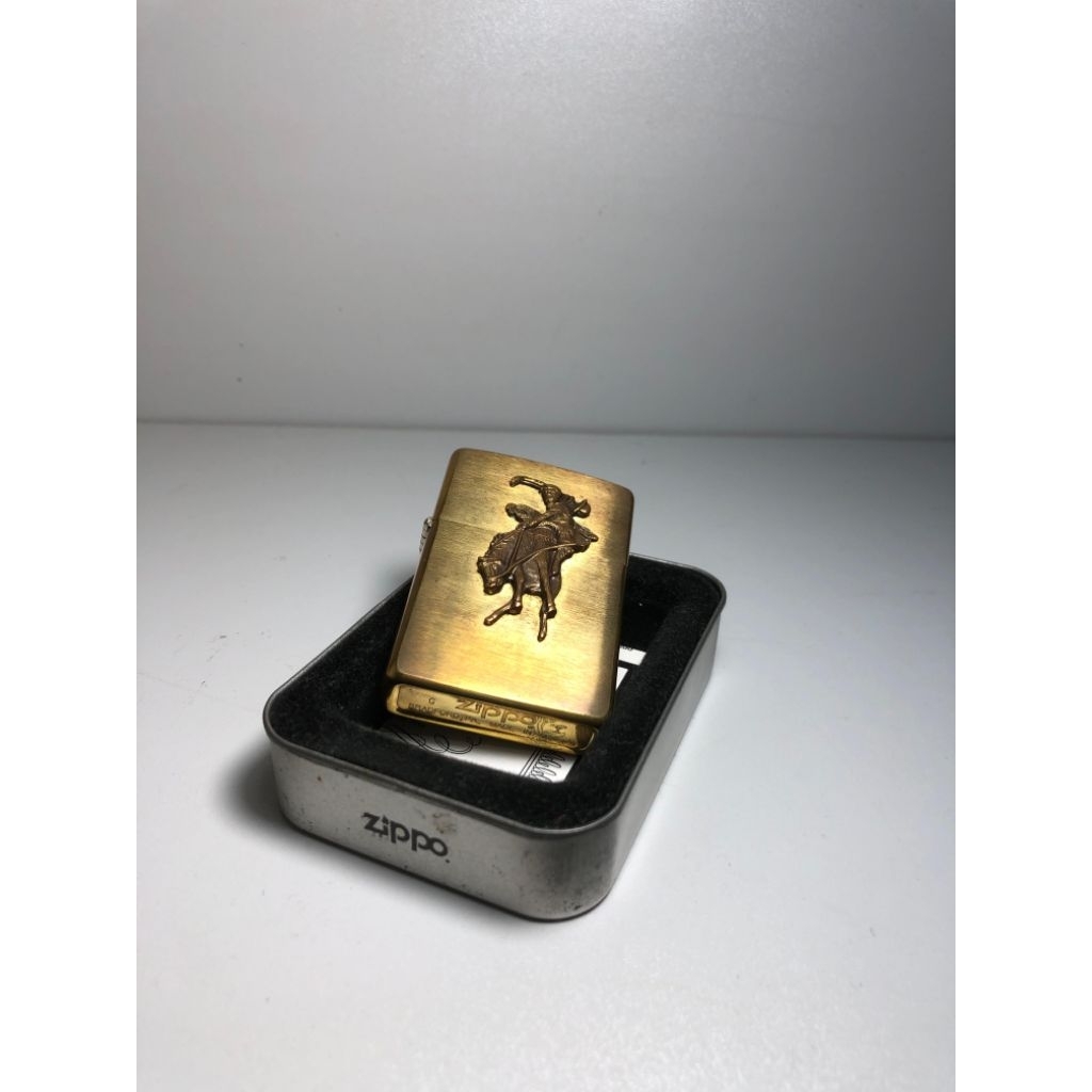 ZIPPO ORIGINAL U.S.A MARLBORO BRONCO