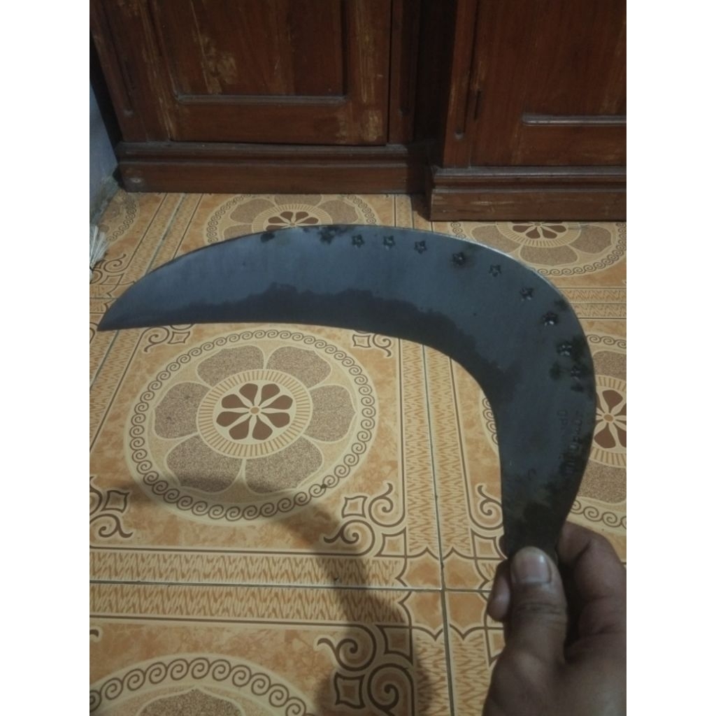 sabit baja isen atau baja slap