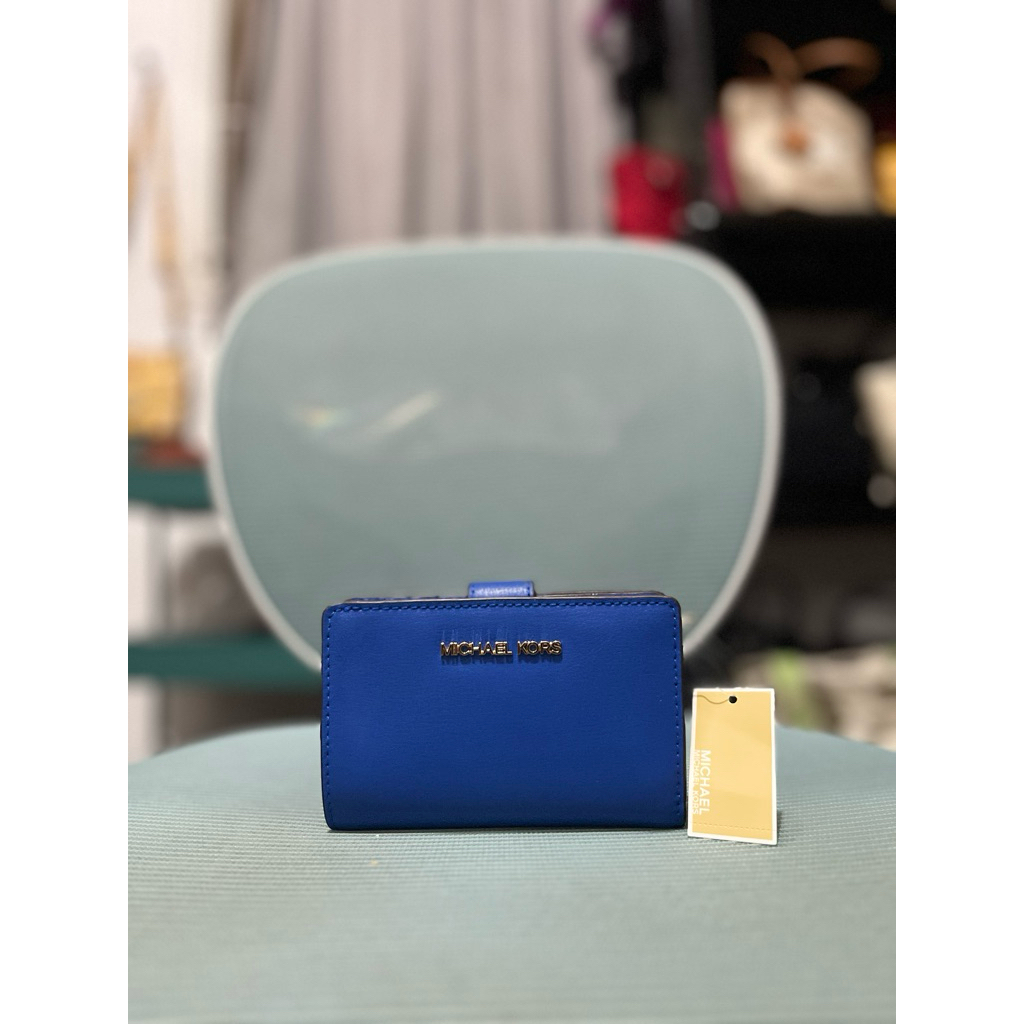 MK JETSET TRAVEL MEDIUM BIFOLD (Wallet)