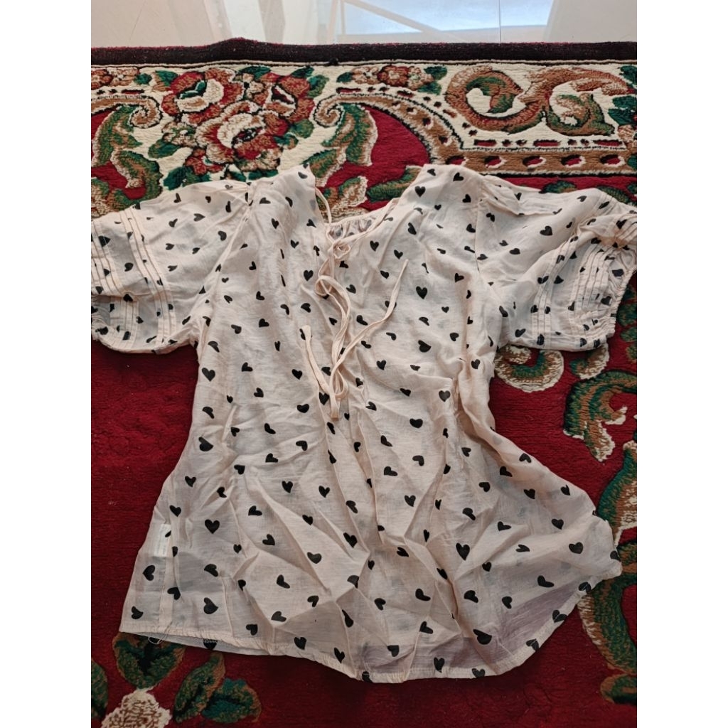 atasan lengan pendek,lengan balon preloved