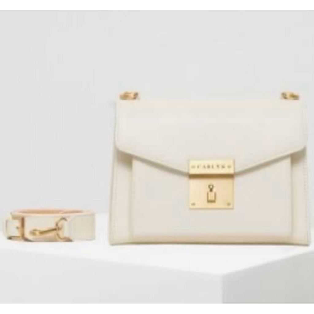 preloved carlyn sling bag