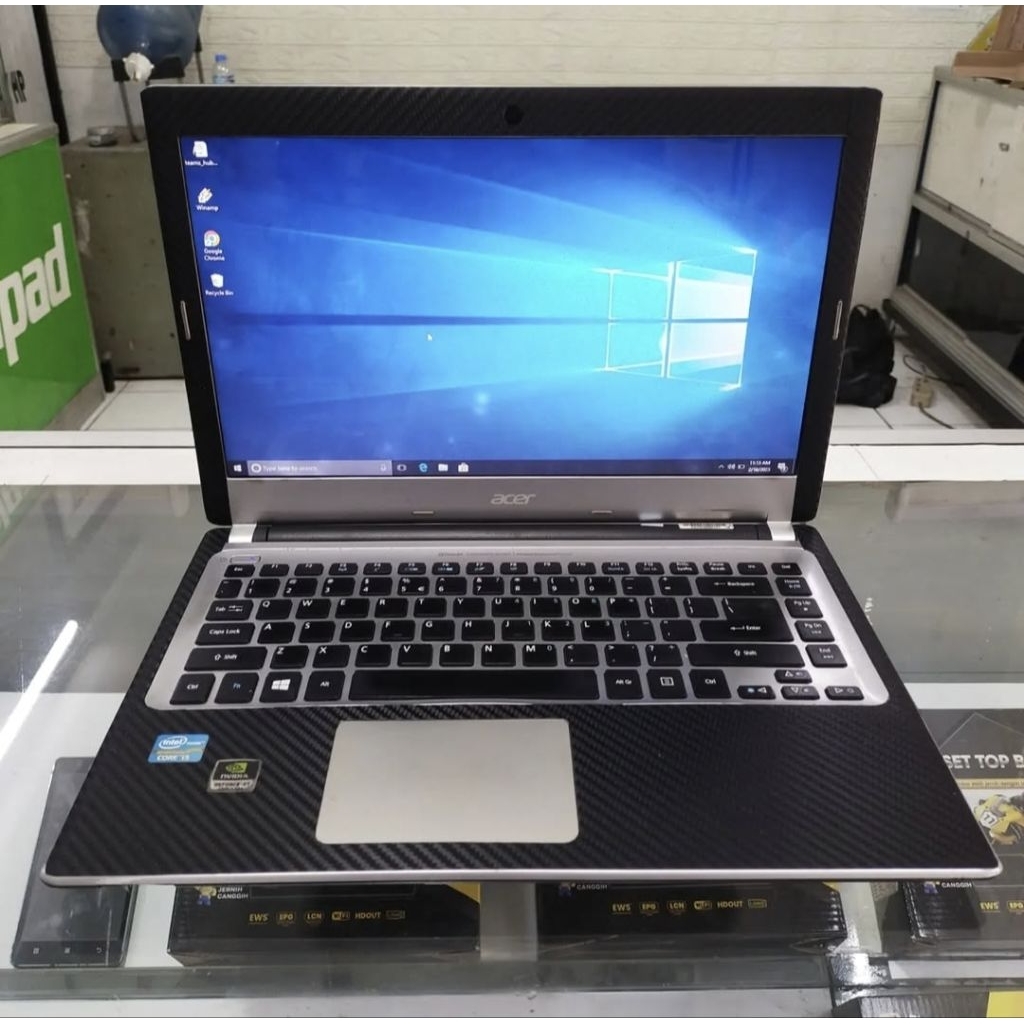 Laptop Super Gaming & Design Graphics Super Slim Acer V5-471G Processor intel core i5-3317U Dual Vga
