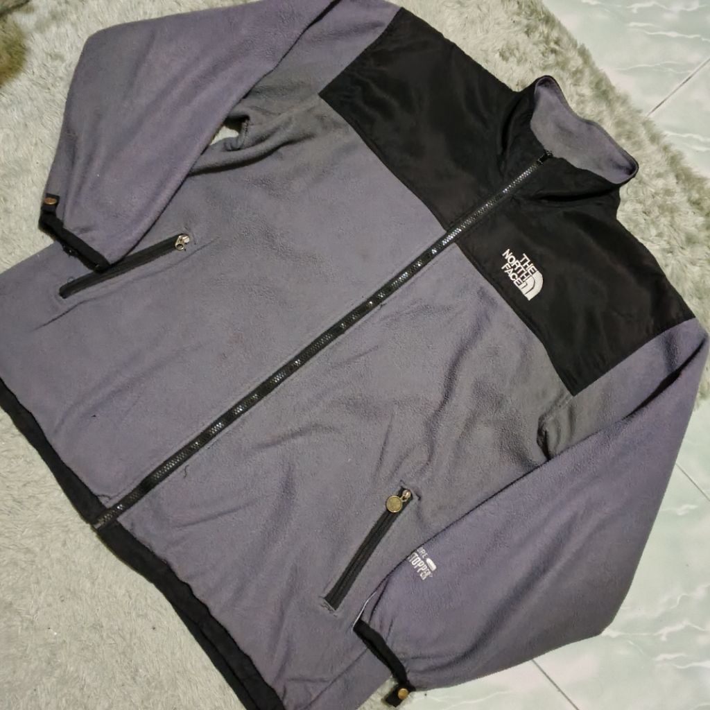jaket second tnf base layer size XL LD 125 P 71 limited